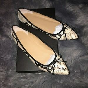 Banana Republic Snakeskin Flats